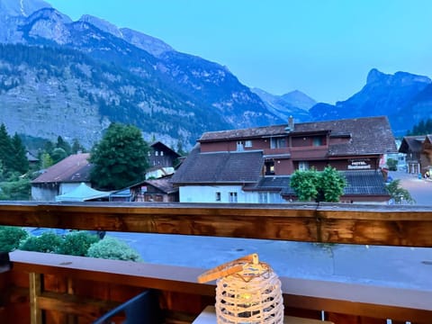 Property building, Nearby landmark, Day, Natural landscape, Balcony/Terrace, Mountain view