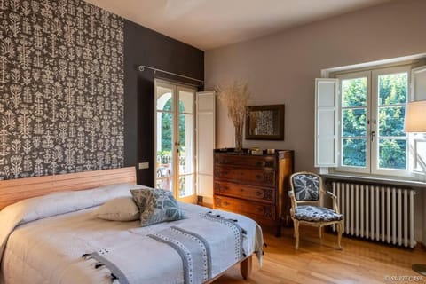 Stunning Villa with Pool and Amazing Garden Villa in Lucca