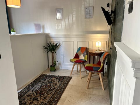 Lobby or reception, Internal: Not applicable to any particular room