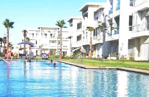 Property building, Swimming pool