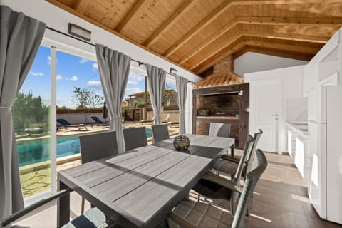 Kuca za odmor Feniks Villa in Šibenik-Knin County, Croatia