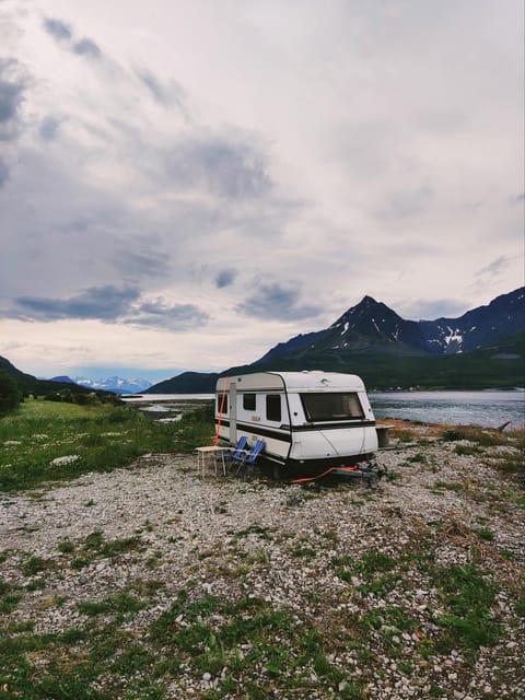 Captain's Hideout Luxury tent in Lapland