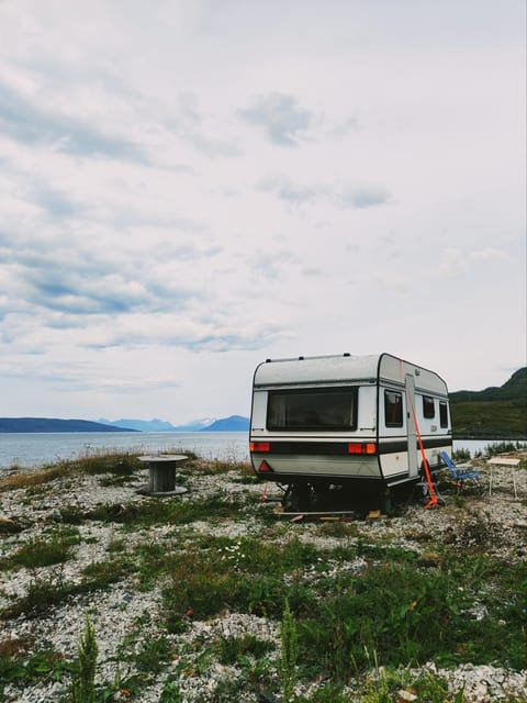 Captain's Hideout Luxury tent in Lapland