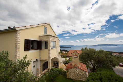 Facade/entrance, View (from property/room), Area and facilities