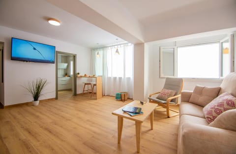 TV and multimedia, Living room