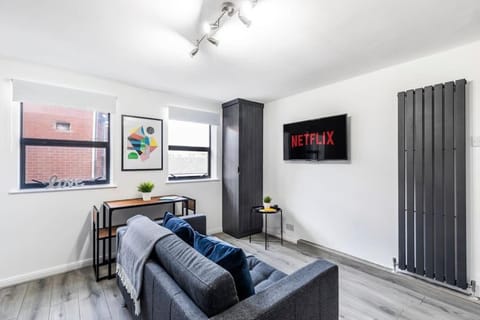 Luxury Apartment just minutes from Leeds City Centre & Uni Apartment in Leeds