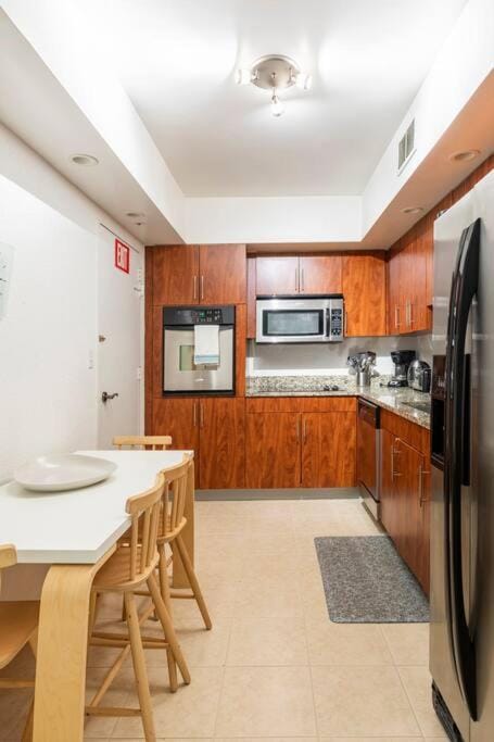 Amazing apartment on the beach Apartment in Hollywood Beach