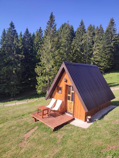 Cottage 1600 Bosaca Chalet in Montenegro