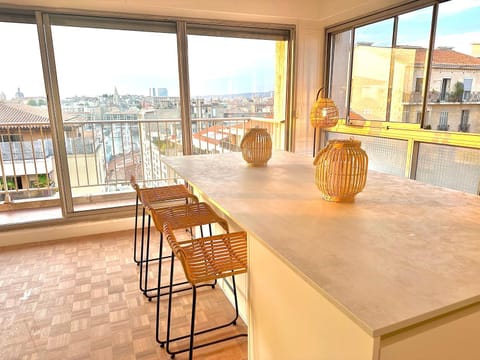 Côté Vieux Port - 105m2 - Port & Sea View Apartment in Marseille