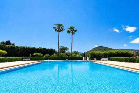 Natural landscape, Activities, Summer, Golfcourse, Pool view, Swimming pool, Time of day, Sunrise, Sunset
