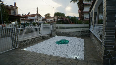 Inner courtyard view