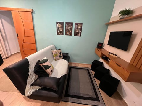 Living room, Photo of the whole room