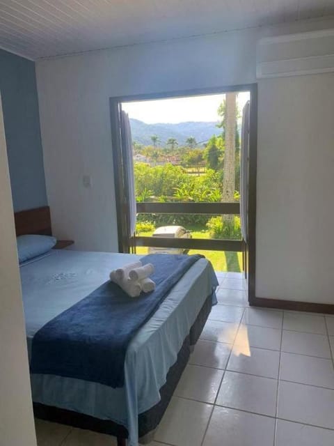 Cana Caiana Casa House in Paraty