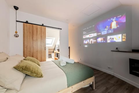 TV and multimedia, Bedroom