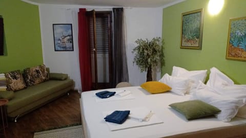Apartmani Prgić Bed and Breakfast in Šibenik-Knin County, Croatia