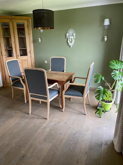 Le doux refuge Country House in Wallonia, Belgium