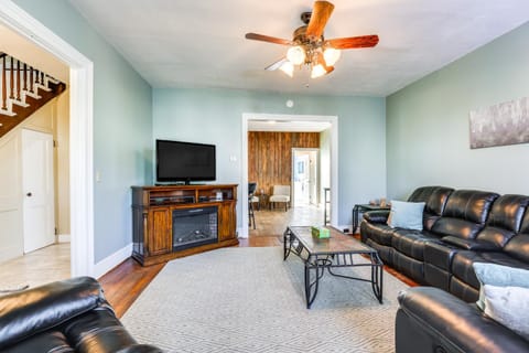 Pet-Friendly Penn Yan Home Wineries, Parks, Lakes House in Penn Yan