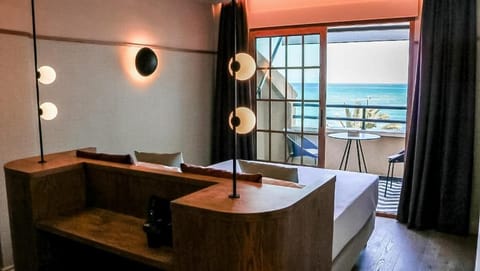 Bed, Sea view