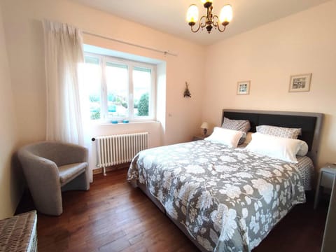 Maison à Perros-Guirec avec WiFi à 550m de la plage de Trestraou - FR-1-368-368 House in Perros-Guirec