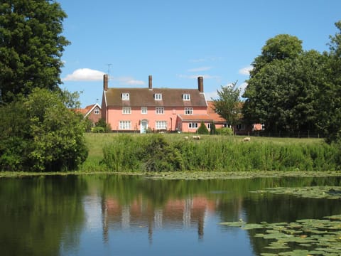 Property building, Day