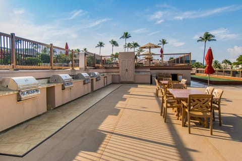 BBQ facilities, Living room