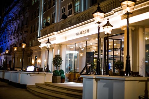 Patio, Facade/entrance