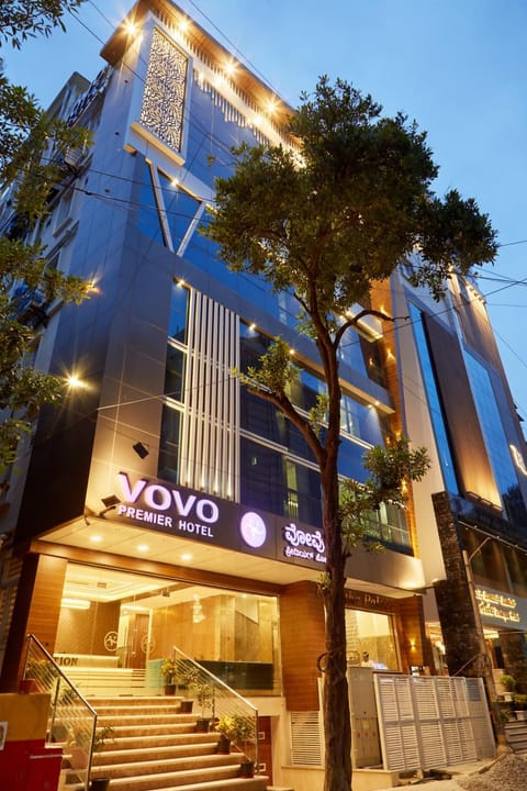 Property building, Facade/entrance