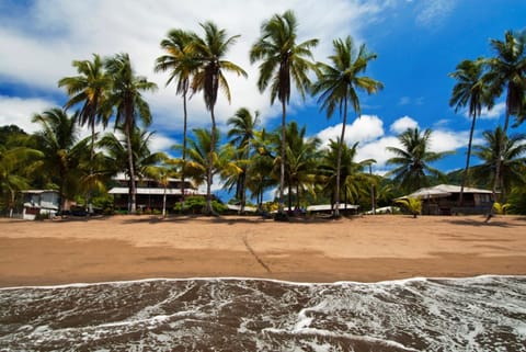 Facade/entrance, Beach
