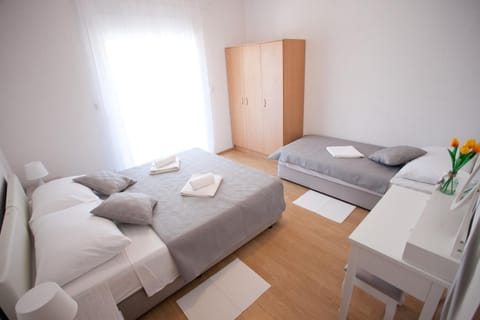 Bed, Photo of the whole room, Bedroom, towels, wardrobe