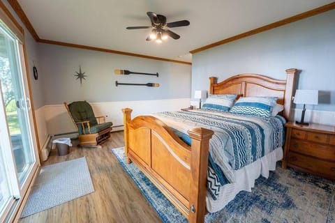 Beautiful home on Lake Michigan, near Escanaba House in Wisconsin