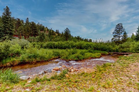 Deck and Mtn Views! Family A-Frame Cabin in Bailey Cabin in Bailey