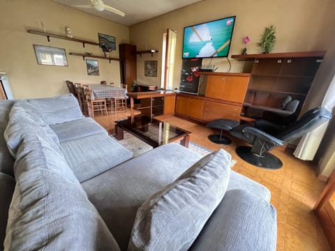 TV and multimedia, Seating area, Evening entertainment