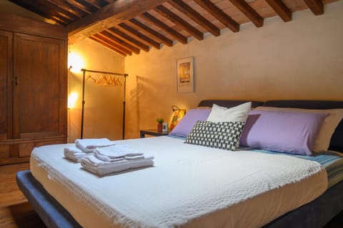 Bed, Photo of the whole room, Bedroom, towels, wardrobe