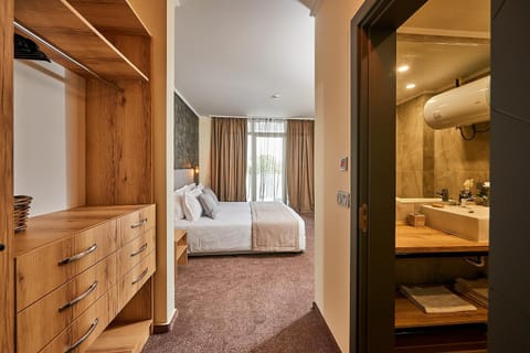 Bed, Bedroom, wardrobe