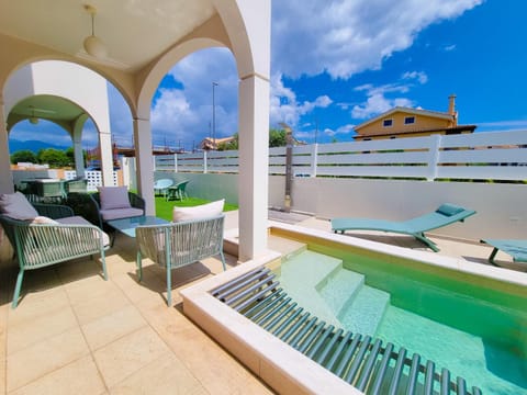 Calypso Luxury Pool&Spa Apartment in Pula