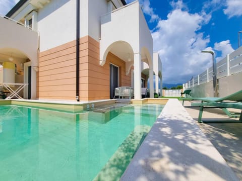 Calypso Luxury Pool&Spa Apartment in Pula
