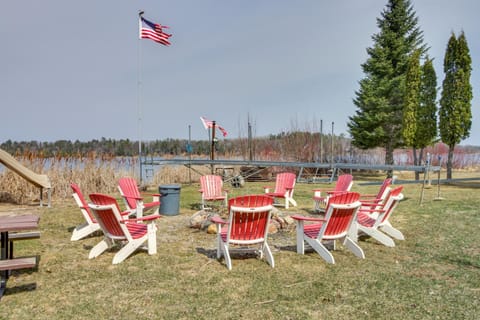 Private Dock Lakefront Family Home in Outing House in Minnesota