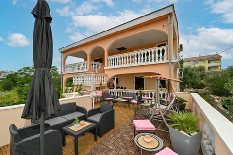 Villa Schubert Apartment in Novalja