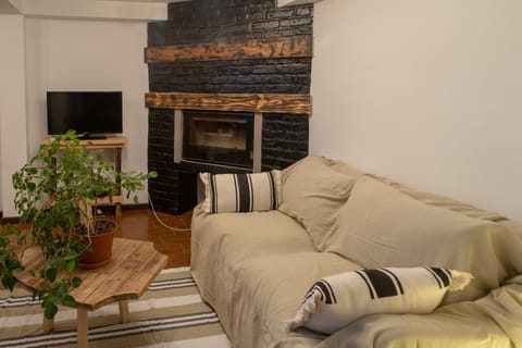 TV and multimedia, Living room, flat iron