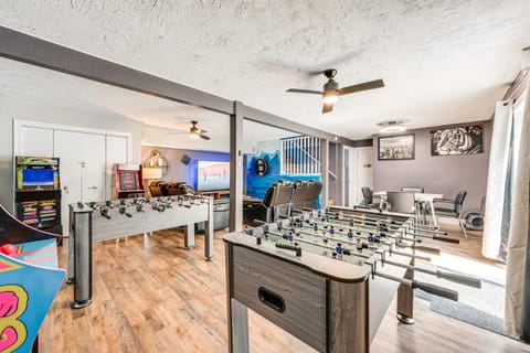 A Time to Remember Home in Tobyhanna with Pool! House in Tobyhanna