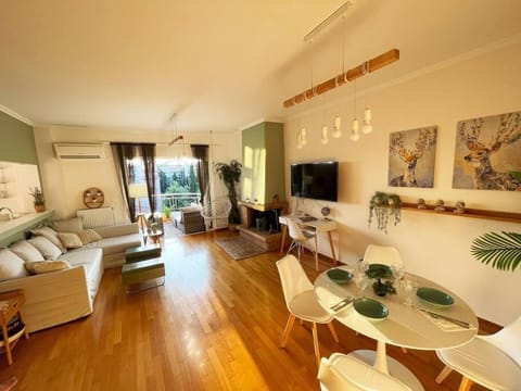 Μαρούσι- Η ηρεμία των Β.Προαστίων δίπλα στο κέντρο Apartment in Chalandri