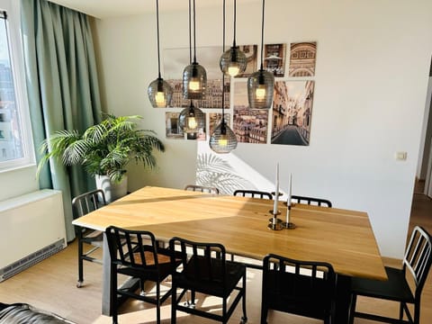 Urbanstay Suites - Grand Place 2 Bd Apartment Apartment in Brussels