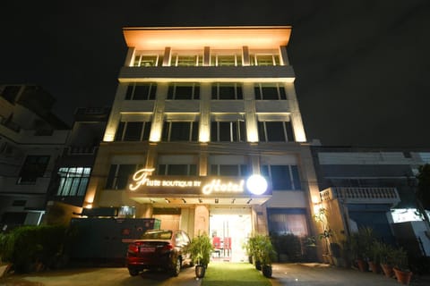 Property building, Night