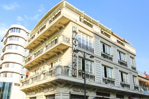 Property building, Facade/entrance, Bird's eye view