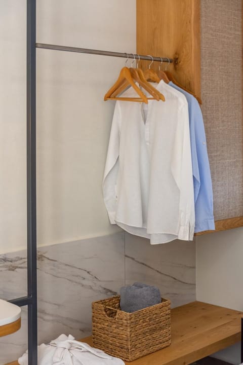 Nusa Retreat - Seaview luxury residences - ideal for groups House in Crete