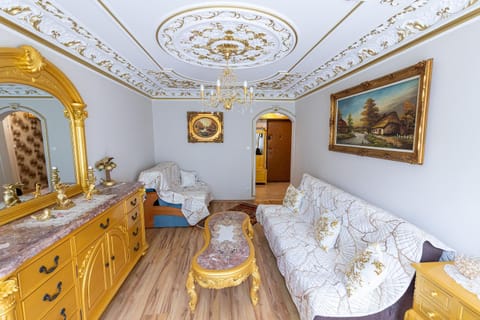 Bed, Living room, Photo of the whole room, Seating area, Bedroom, wardrobe