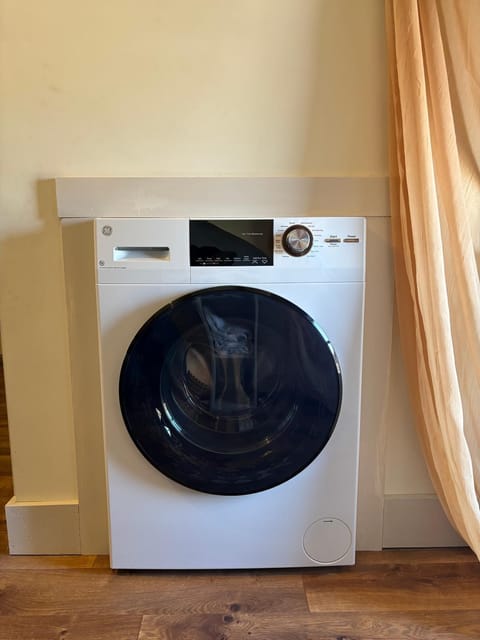 Centrally Located With Lake Views Apartment in Burlington