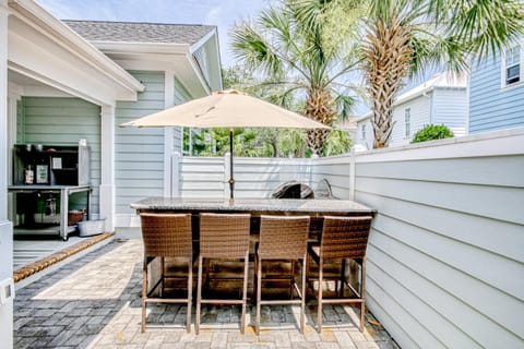 Barefoot Livin' House in Briarcliffe Acres