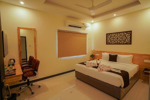 Bed, Bedroom, air conditioner