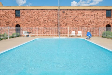 On site, Pool view, Swimming pool, Swimming pool